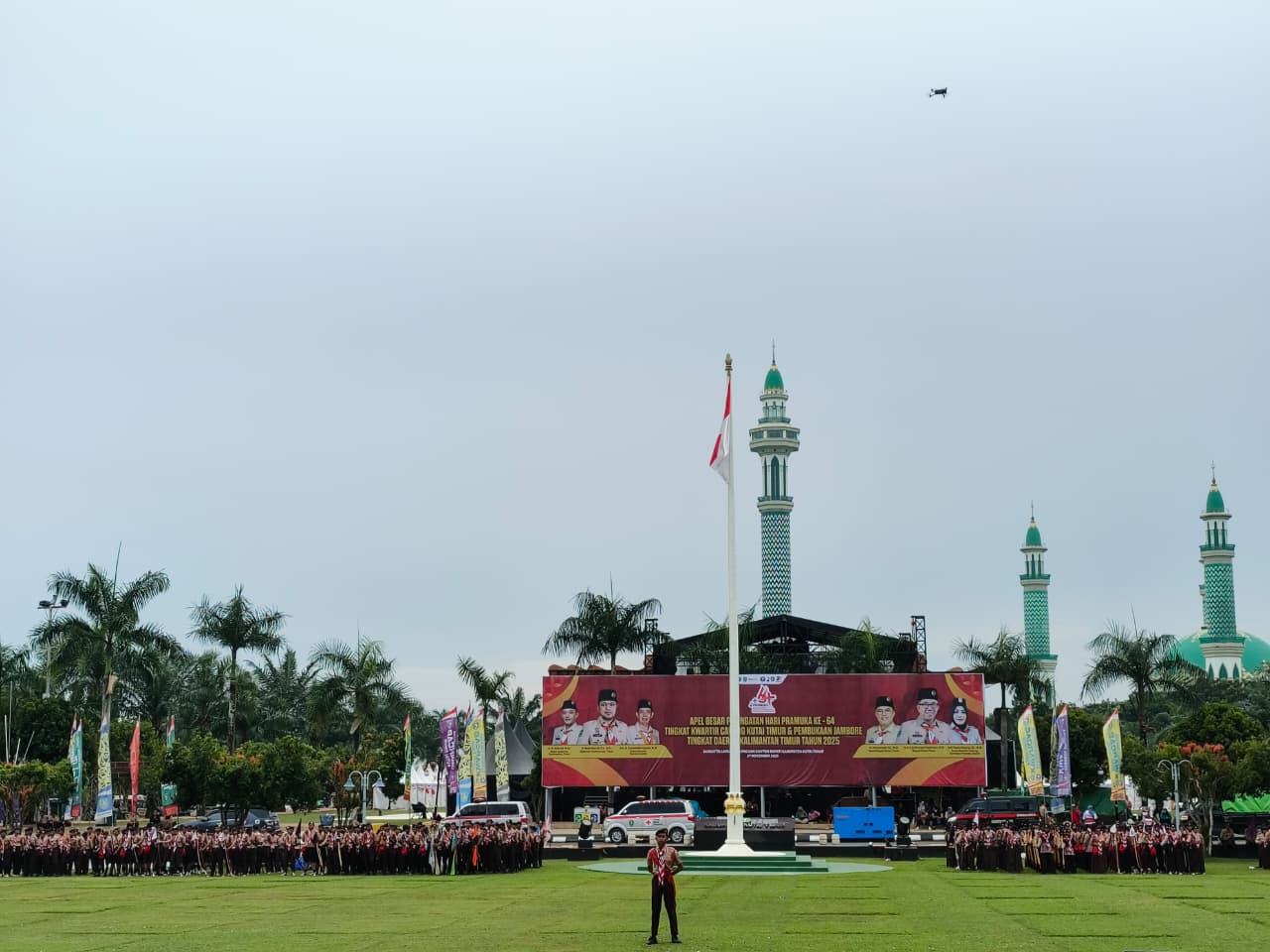 PRAMUKA: Upacara Pembukaan Jambore Tingkat Daerah Kalimantan Timur Tahun 2025 di Lapangan Kantor Bupati Kutim, Kamis (27/11).