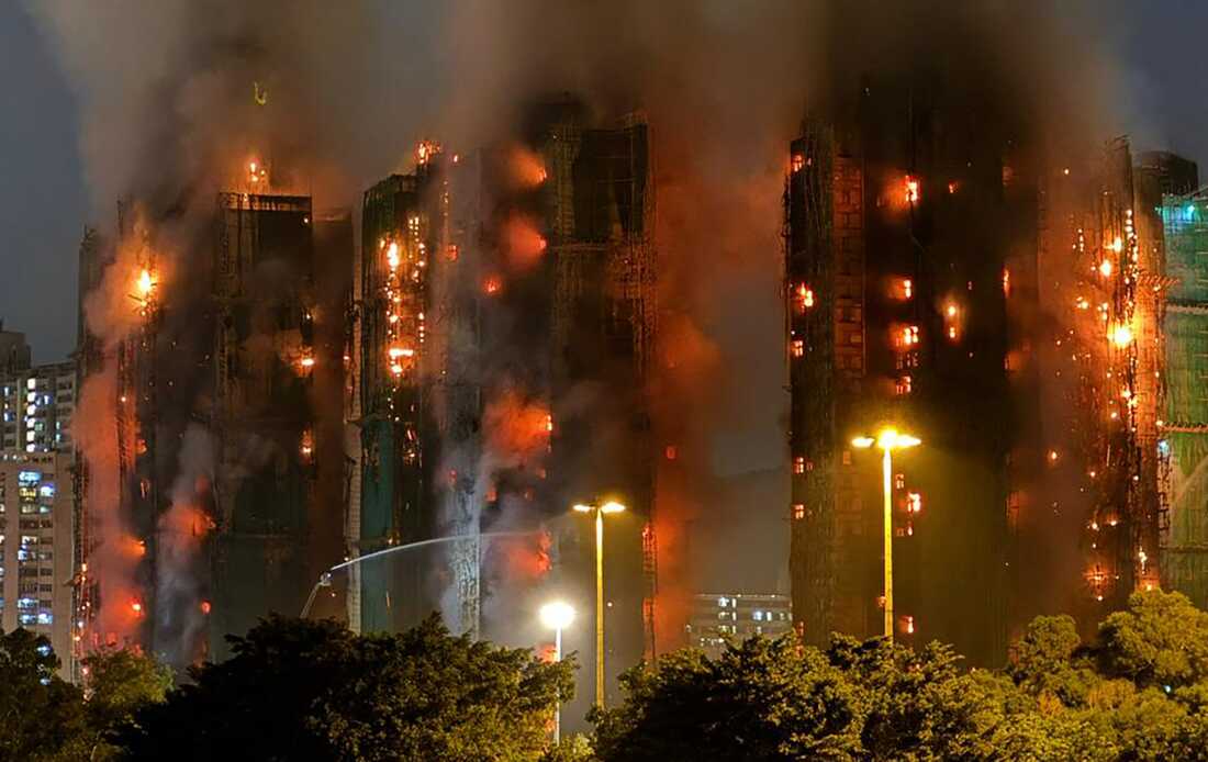 Kebakaran di apartemen Hong Kong.