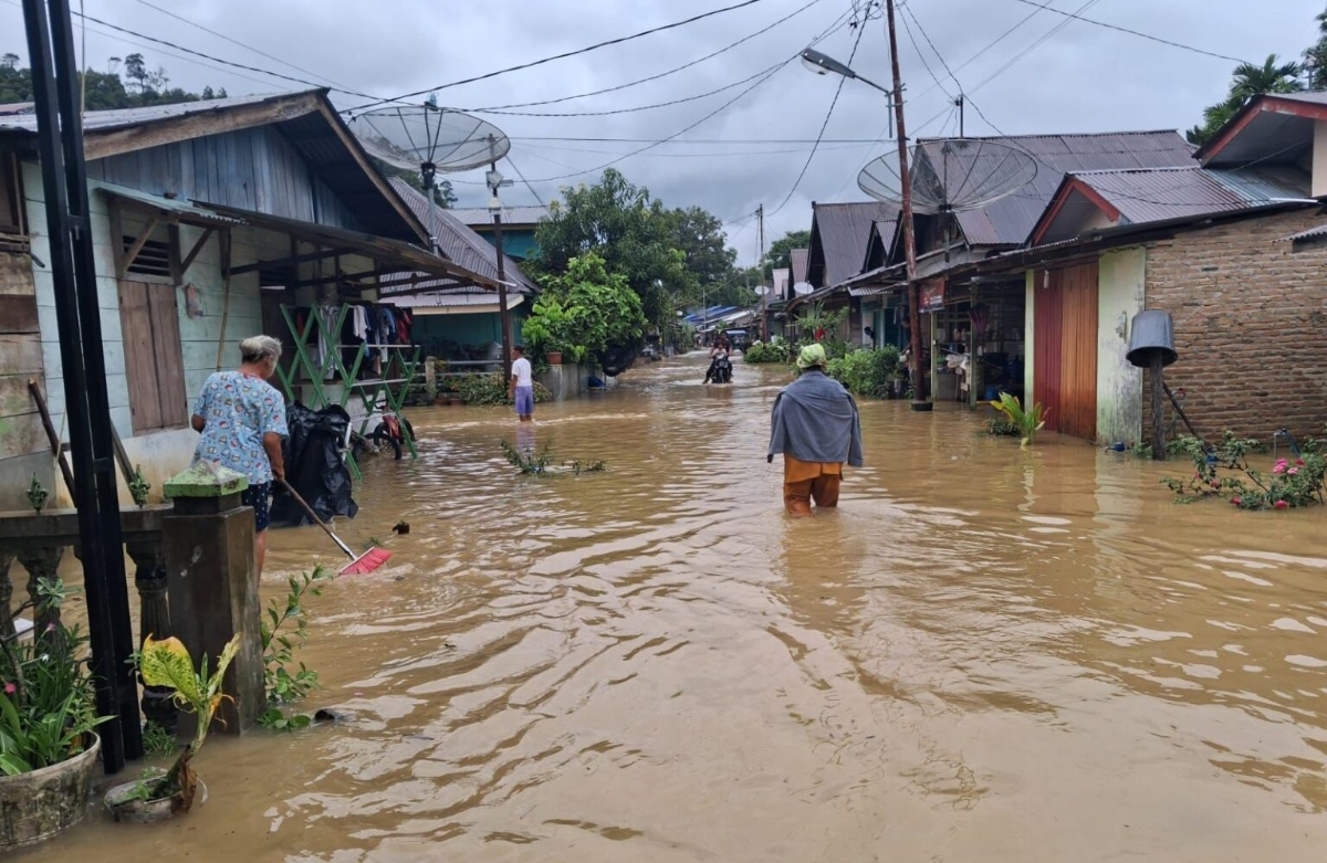 Salah satu wilayah yang terendam banjir di Sumatera Utara. (FOTO: IST)