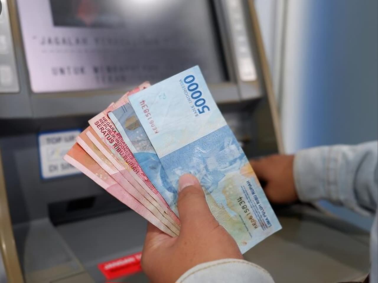 STABILITAS: BI memastikan stabilitas nilai tukar rupiah. Aktifkan dua intervensi yakni pasar spot dan NDF.