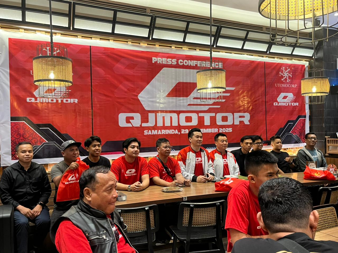 QJMotor kini hadir di Samarinda. Rasakan sensasi berkendara motor berperforma tinggi.