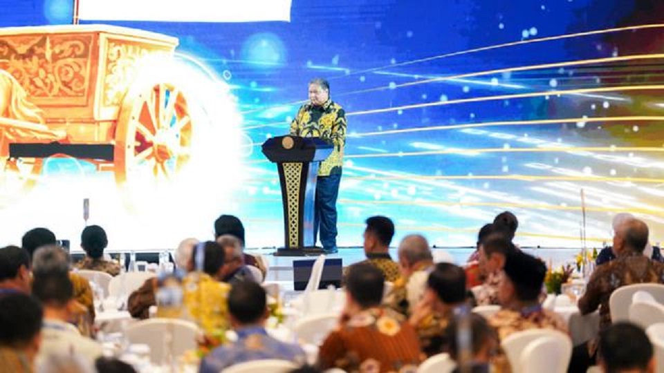 UMUMKAN: Menko Airlangga Hartarto saat mengumumkan provinsi pengelola inflasi terbaik, termasuk Kaltim.