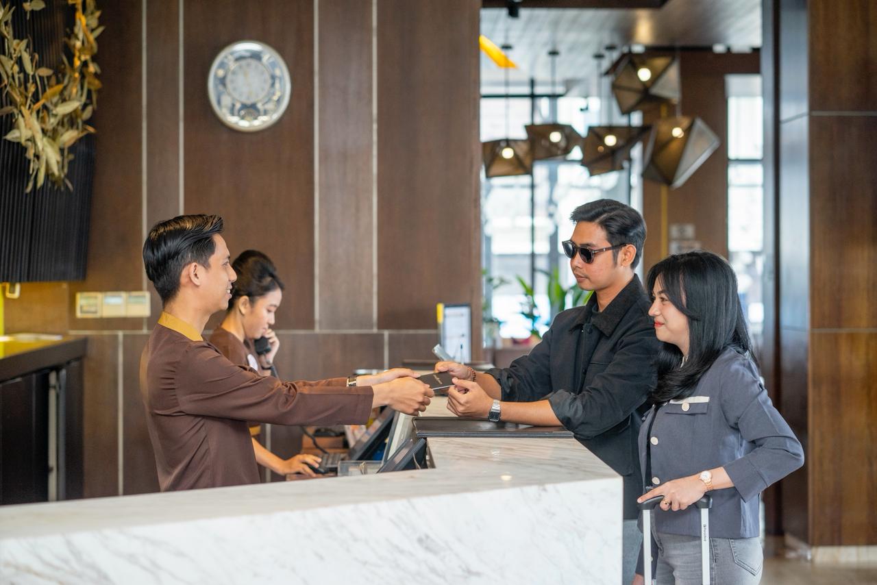PROGRAM UNGGULAN: Hotel Midtown Samarinda menawarkan paket New Year&rsquo;s Eve Dinner dan promo 9NineVersary menjelang pergantian tahun.