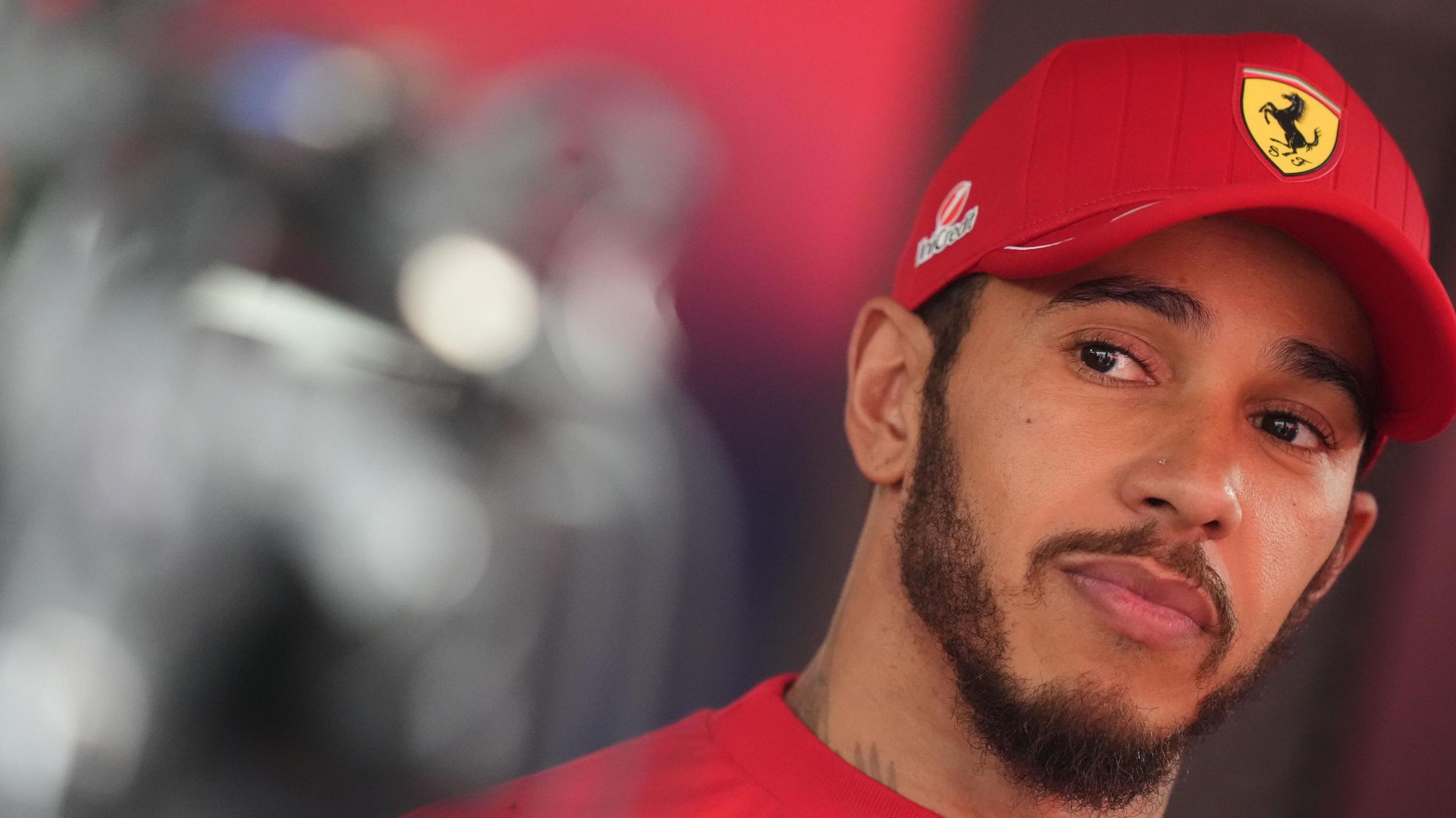 Pembalap Ferrari, Lewis Hamilton.