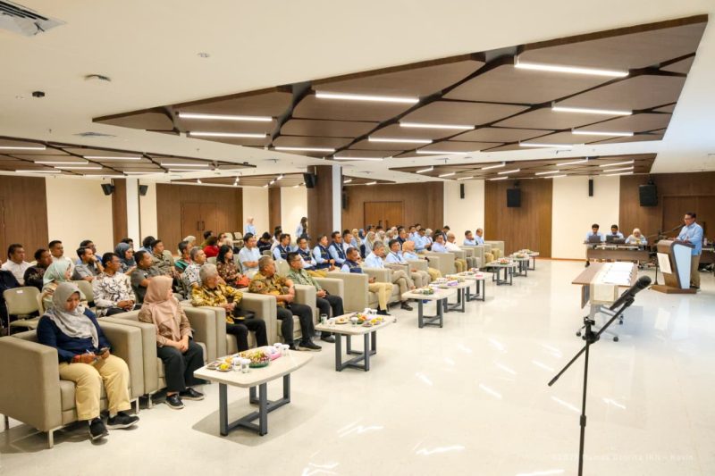 KONTRAK: Seremoni Otoritas IKN sebelum penandatangan kontrak enam paket supervisi percepat pembangunan Ibu Kota Negara.