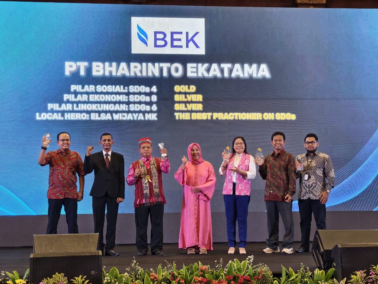 HASIL MANIS: PT Bharinto Ekatama (BEK) mendapat pencapaian gemilang di Indonesian SDGs Awards (ISDA) 2025.