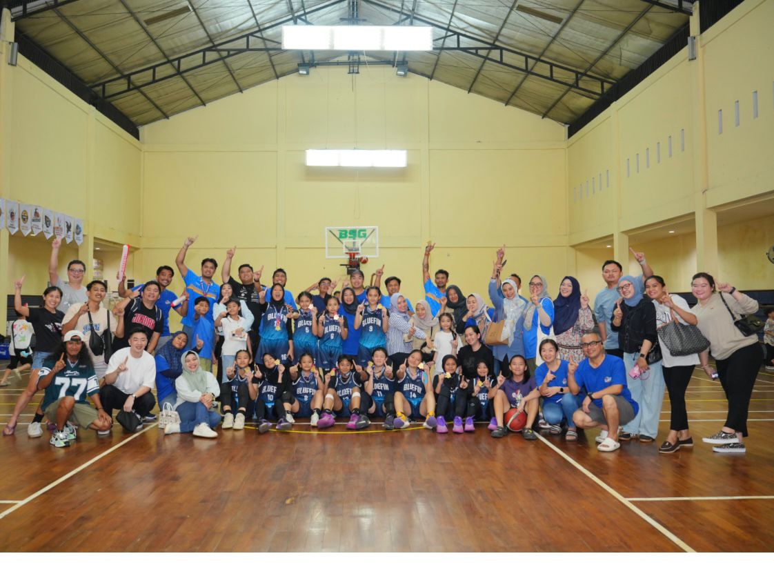 MEMBANGGAKAN: Bluefin Academy berhasil meraih medali emas di Kejurda Basket 2025 di Kota Bontang.