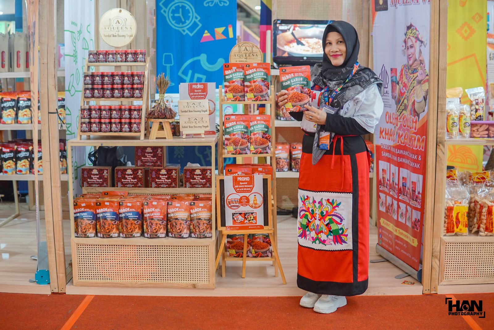 DIMINATI: Produk sambalnya paling diminati. Dari sembilan varian, ada empat yang paling best seller.