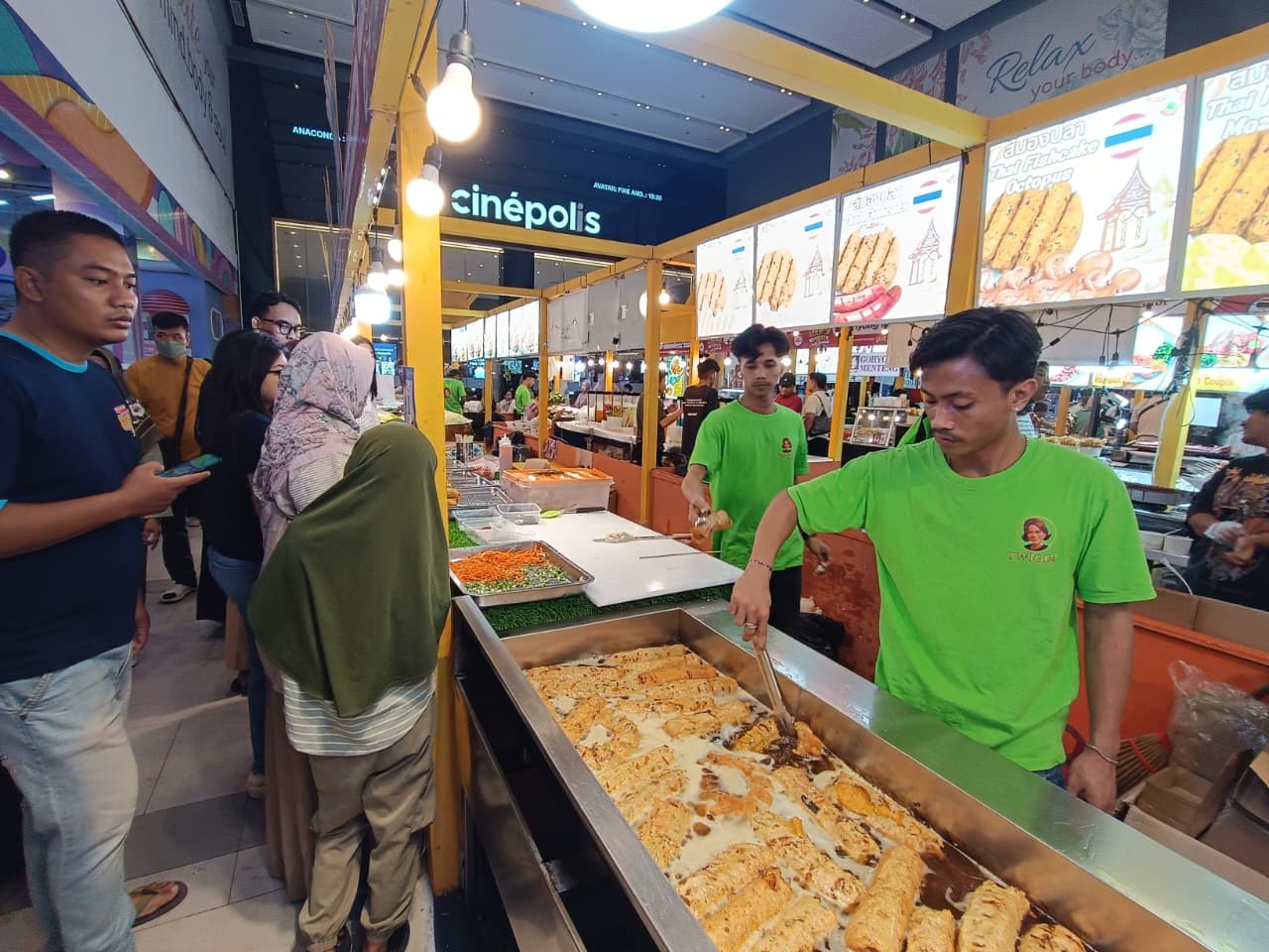RISIKO: Kenaikan UMP bisa berdampak pada perekrutan tenaga kerja. Perusahaan cenderung memilih tenaga kerja dengan kualifikasi pendidikan lebih tinggi untuk menekan risiko dan menaikkan produktivitas.