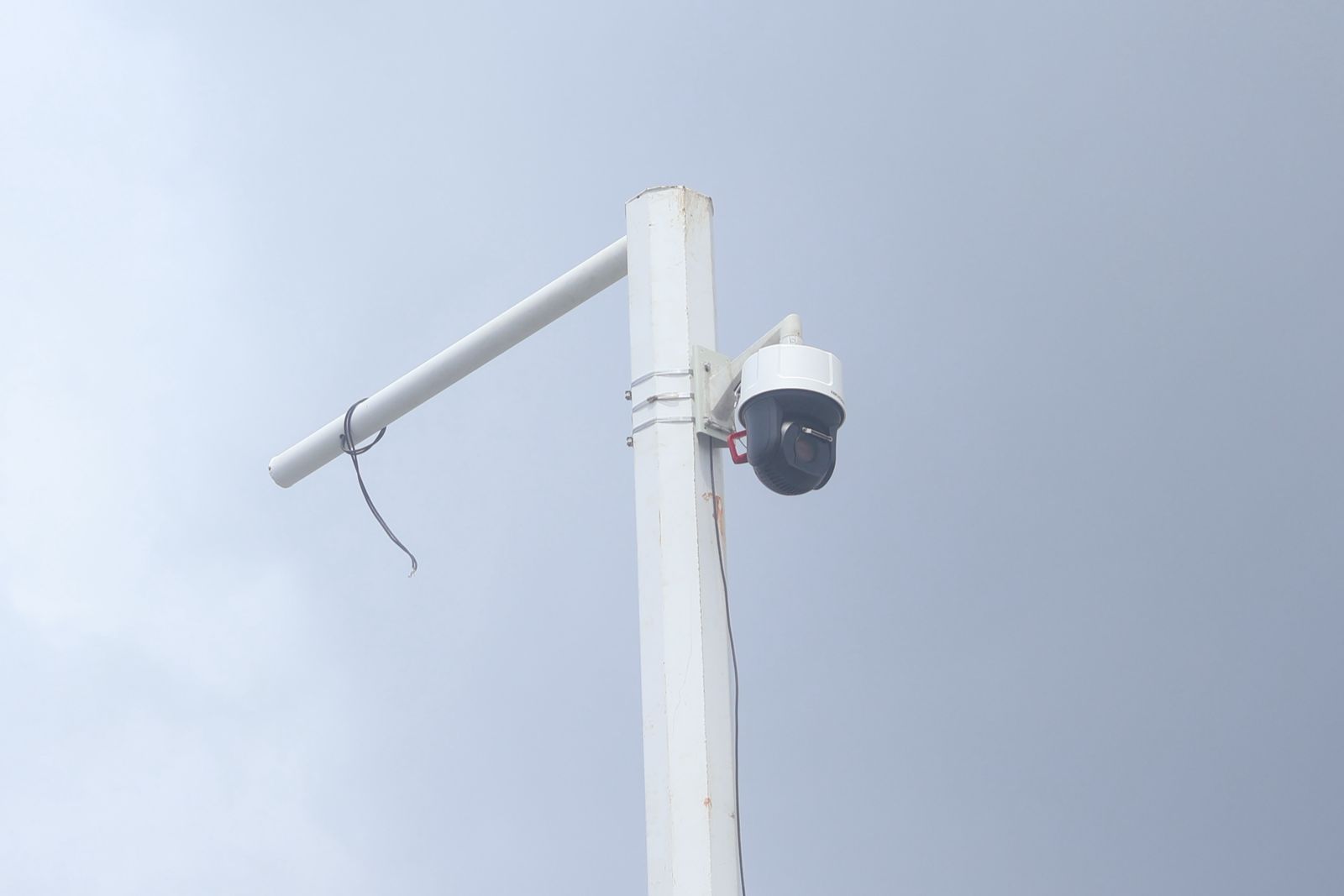 CCTV yang terpasang di Kawasan Tertib Lalu Lintas di MT Haryono