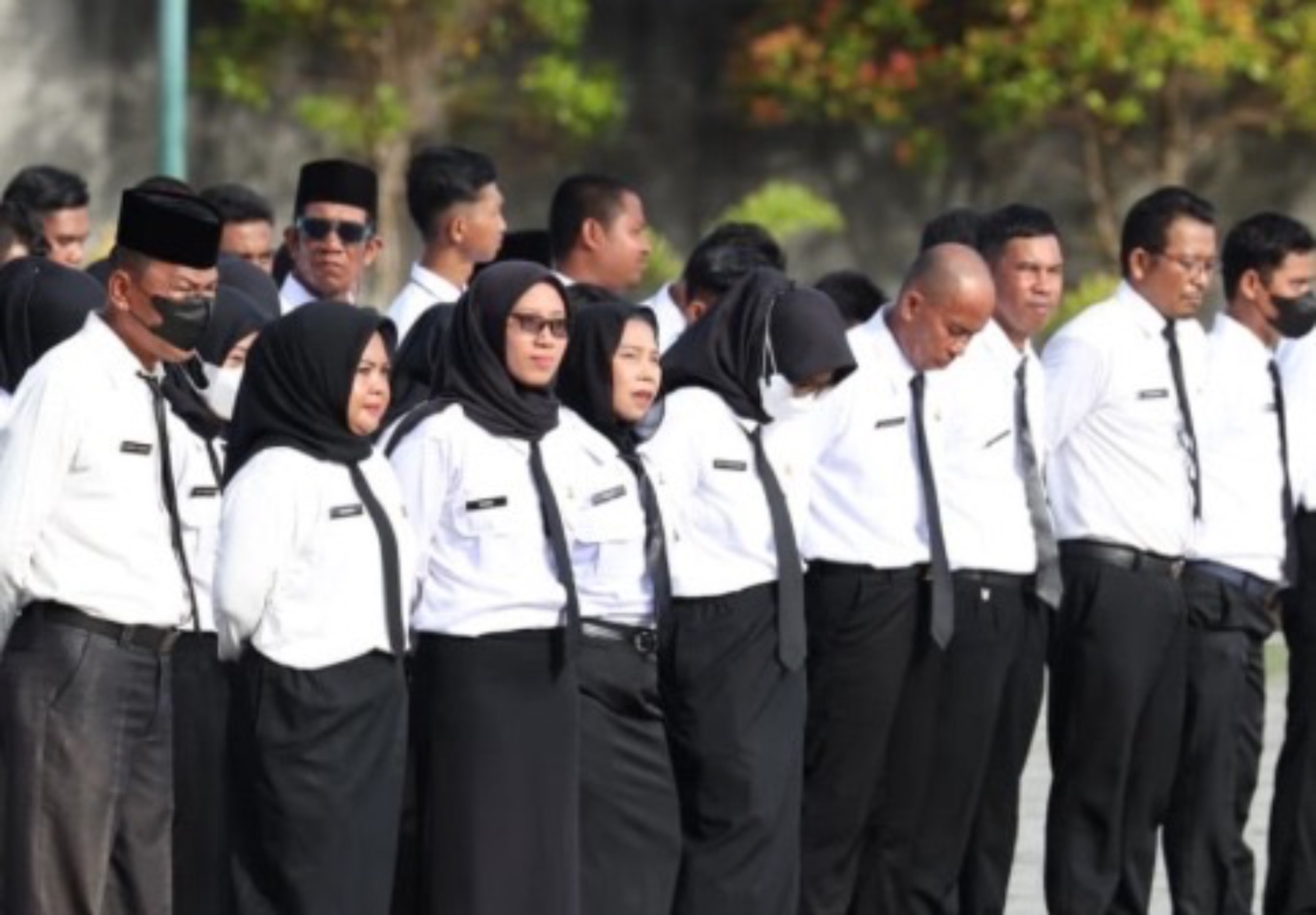 Para PPPK di lingkungan Pemkab PPU mengikuti upacara penyerahan SK pengangkatan.