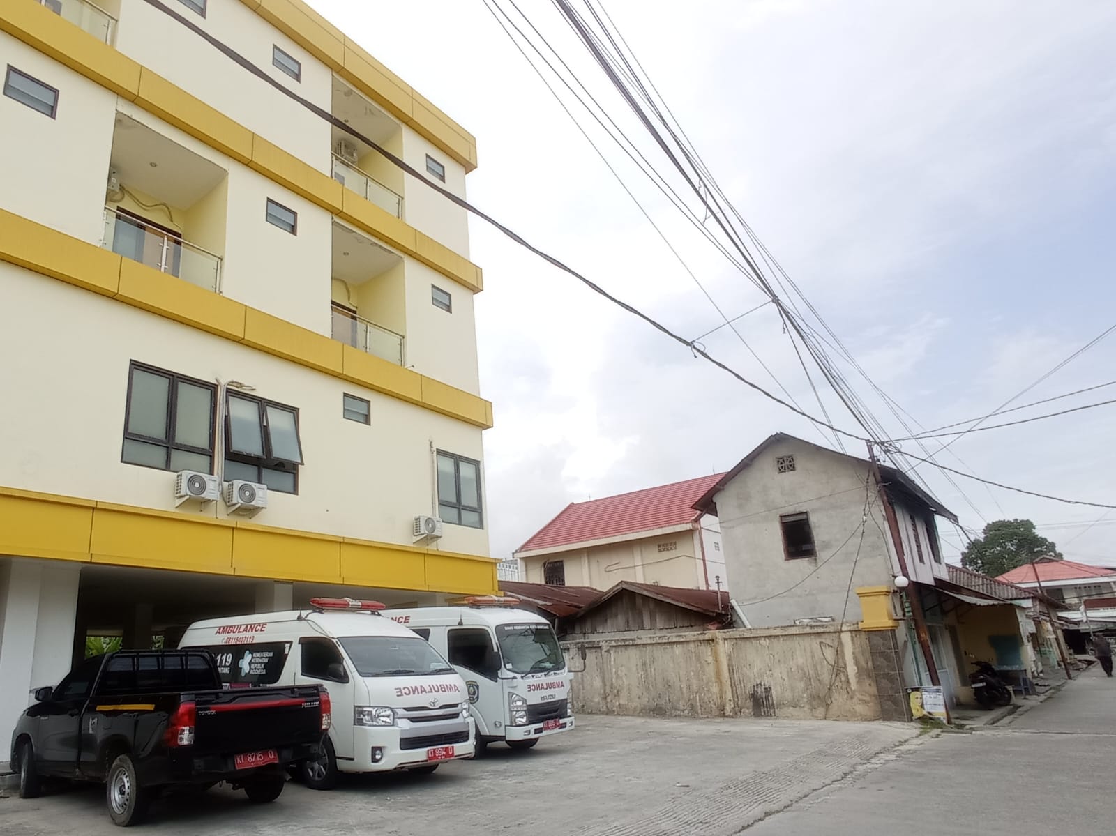 Bangunan Rumah Sakit Tipe D di Gang Pencak Silat 5, Kelurahan Api-Api bakal direhab pada tahun ini menyesuaikan ketentuan terkait kelas rawat inap standar. (ADIEL KUNDHARA/KP)