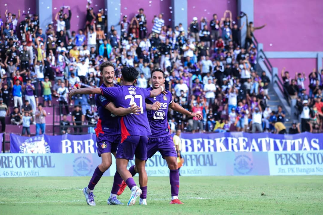 Persik siap menghadang Persib Bandung di Stadion Brawijaya, malam ini.