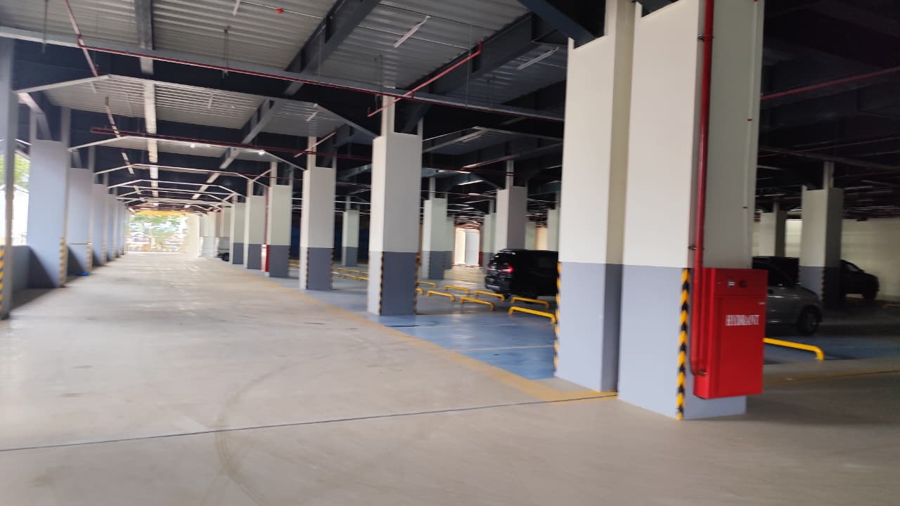 MINIM: Area parkir di rubanah gedung Pasar Pagi Samarinda bagi kendaraan roda empat maupun roda dua.