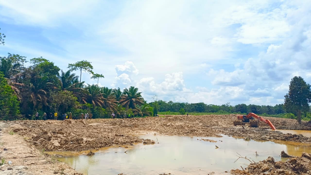 UPAYA: Kolam retensi di Desa Pampang, Samarinda Utara, diproyeksikan menampung limpasan air dari wilayah Kabupaten Kukar sebagai upaya pengendalian banjir di Samarinda. HAFIZ/KP