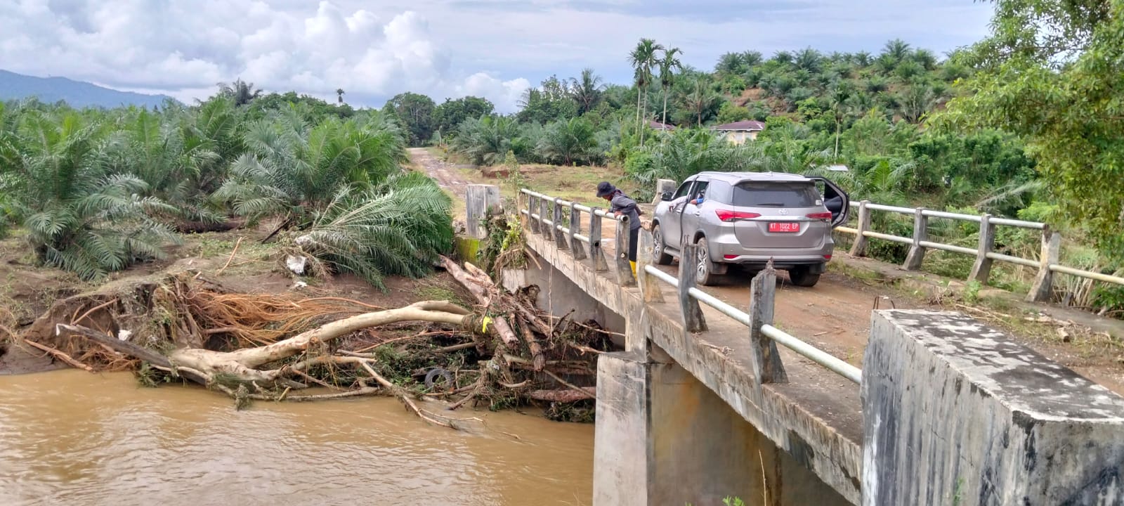 Banjir di Paser selama 2025 terjadi 28 kali di berbagai kecamatan.  &nbsp;