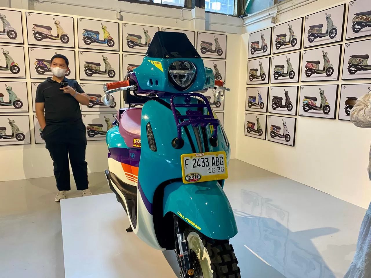 UNIK: Yamaha Indonesia berkolaborasi dengan JICAF menggelar Classy Artsy Challenge, wadah bagi para seniman menunjukkan kemampuan menciptakan mahakarya lewat pendekatan unik.