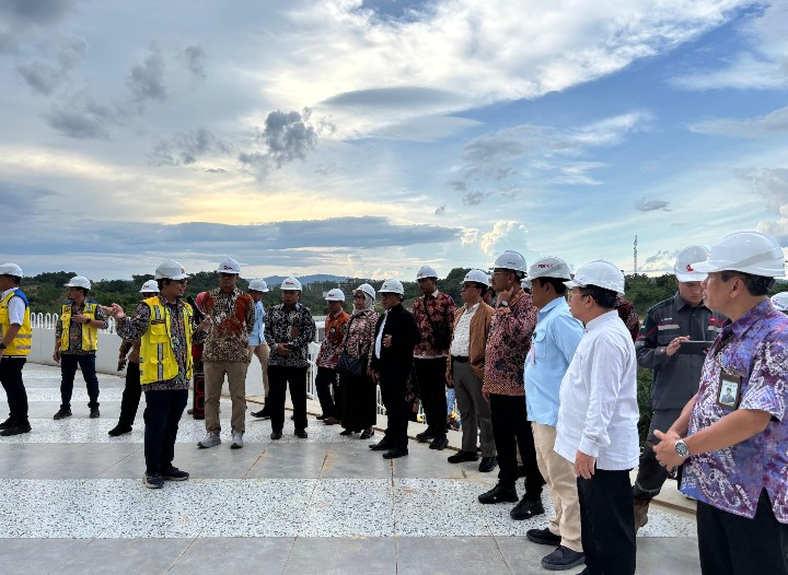 AKSELERASI: Kemenag saat mengunjungi Masjid Negara di IKN dan saat ini sedang diakselerasi agar dapat difungsikan pada Ramadan 2026.