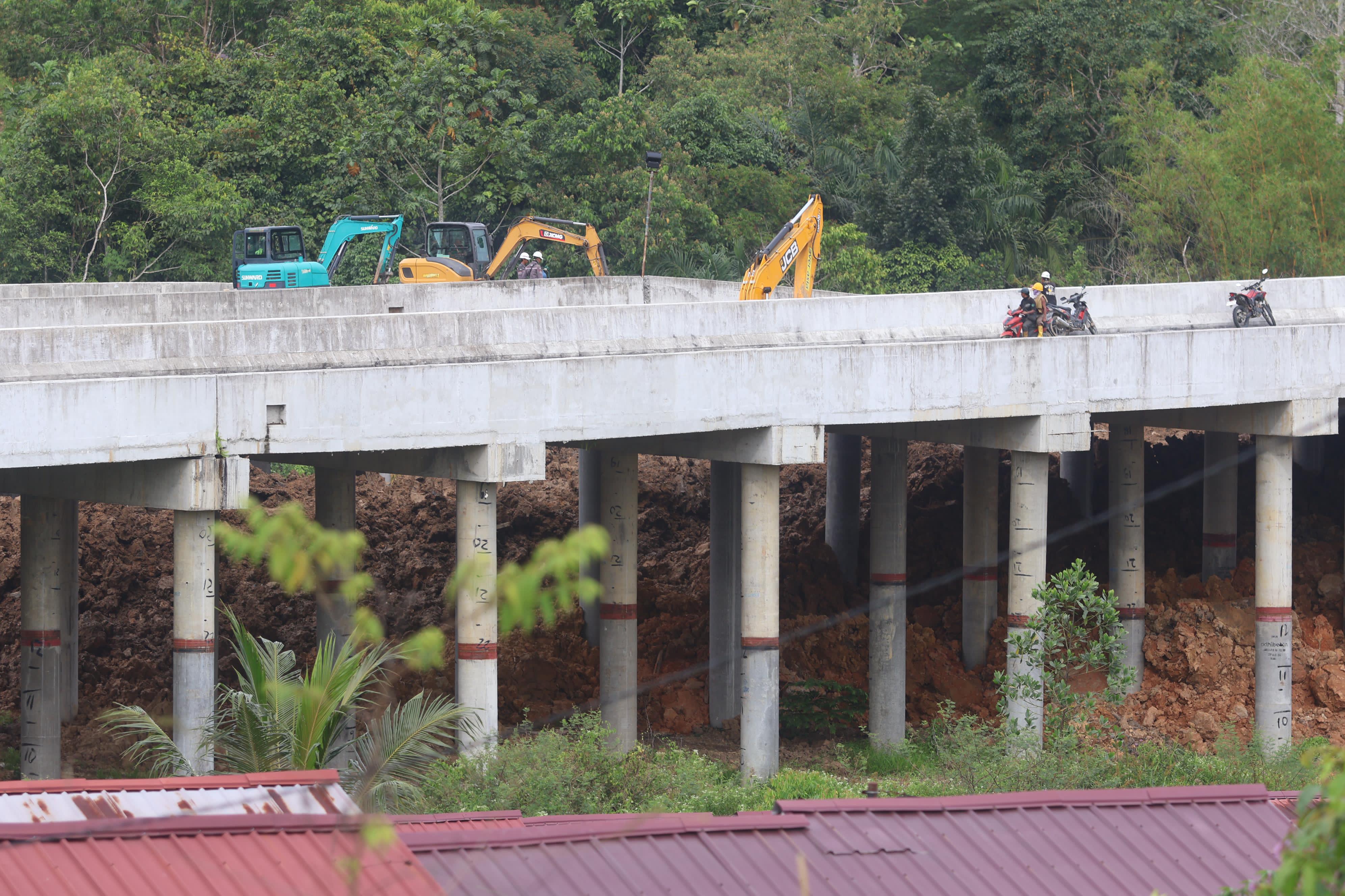 Kontraktor pelaksana memastikan perbaikan Jalan Tol IKN yang ambles ditargetkan rampung sebelum Lebaran 2026. (ANGGI PRADITHA/KALTIM POST)