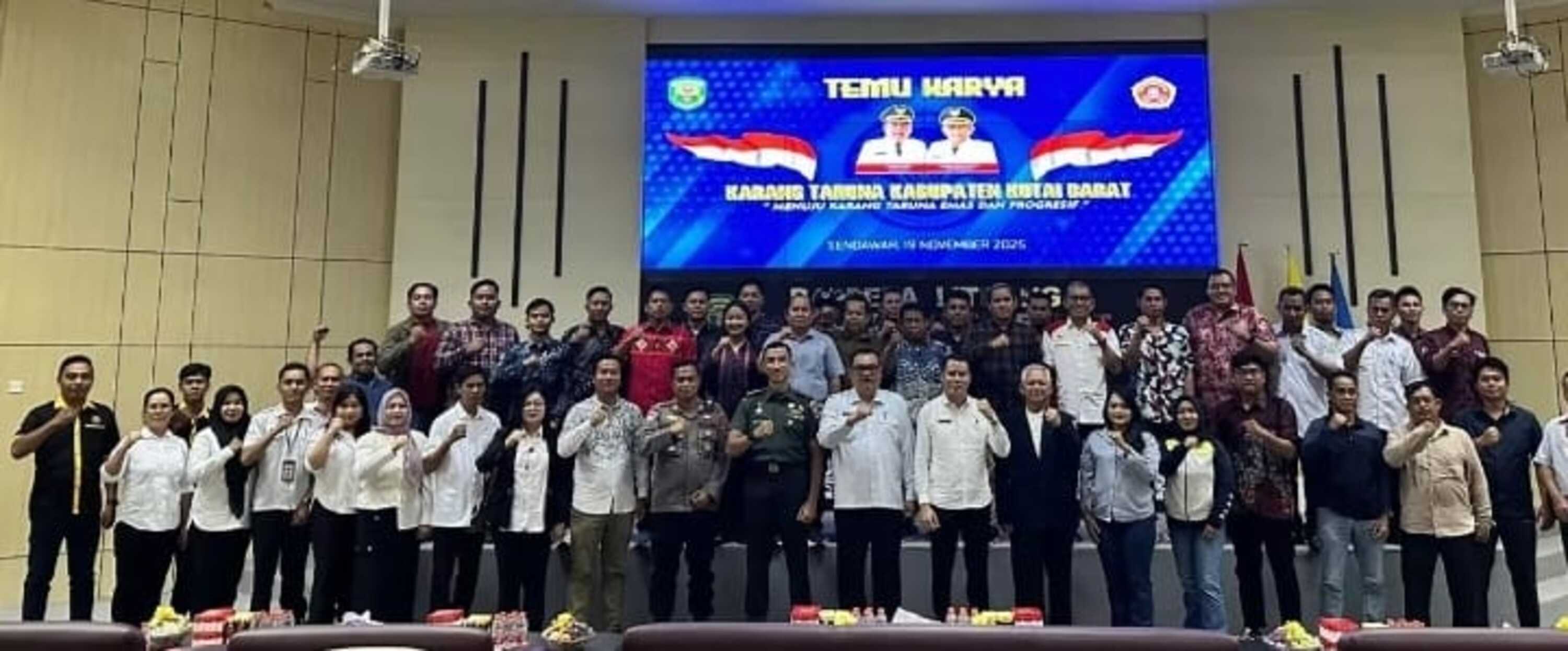 Karang Taruna Kubar saat kegiatan temu karya beberapa waktu lalu.