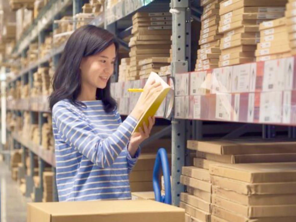 SIGNIFIKAN: Kenaikan signifikan terjadi pada impor barang modal dan barang konsumsi. Sementara bahan baku dan barang penolong masih jadi penyumbang terbesar secara keseluruhan.