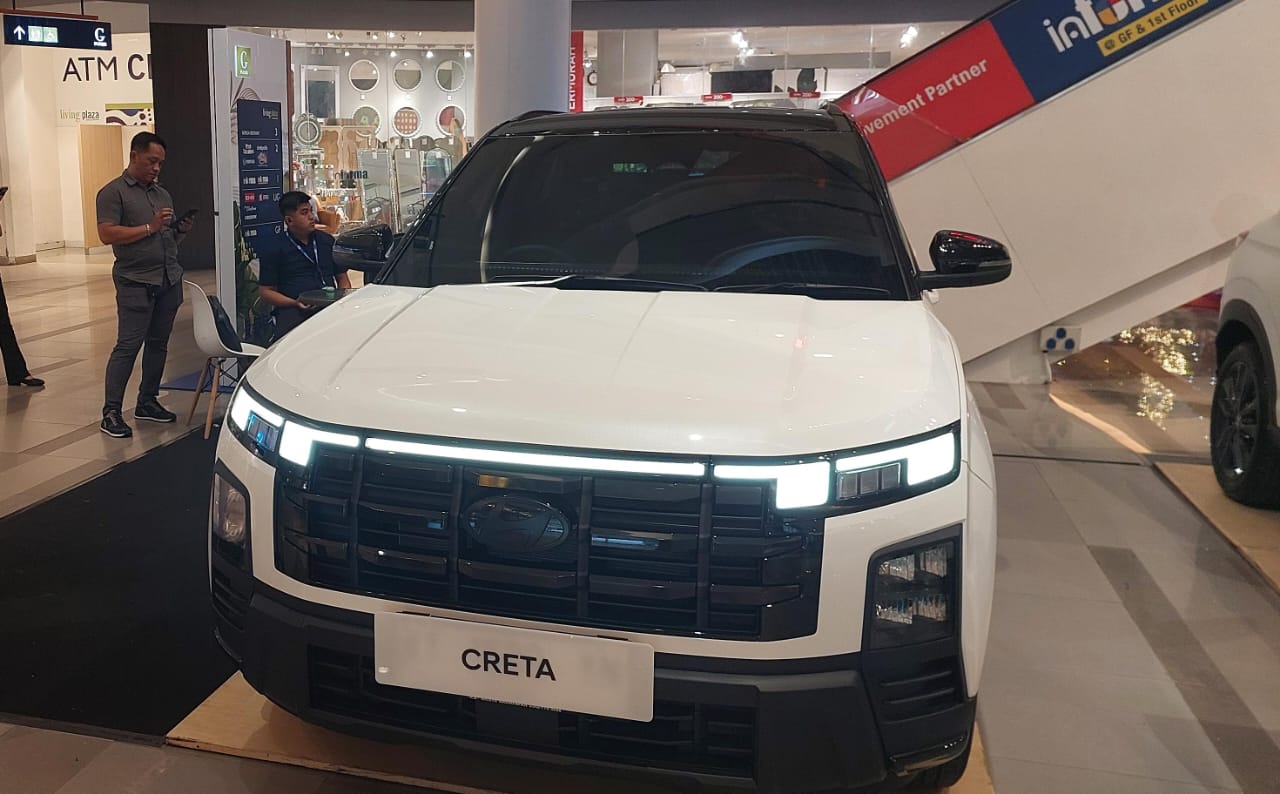 LEBIH CANGGIH: New Hyundai CRETA Alpha siap merebut pasar SUV-B dengan desain lebih eksklusif, teknologi lebih canggih, dan nuansa premium.