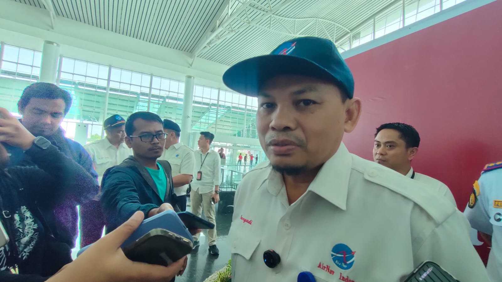 PELAYANAN: Kepala AirNav Indonesia Cabang Balikpapan Suryadi.