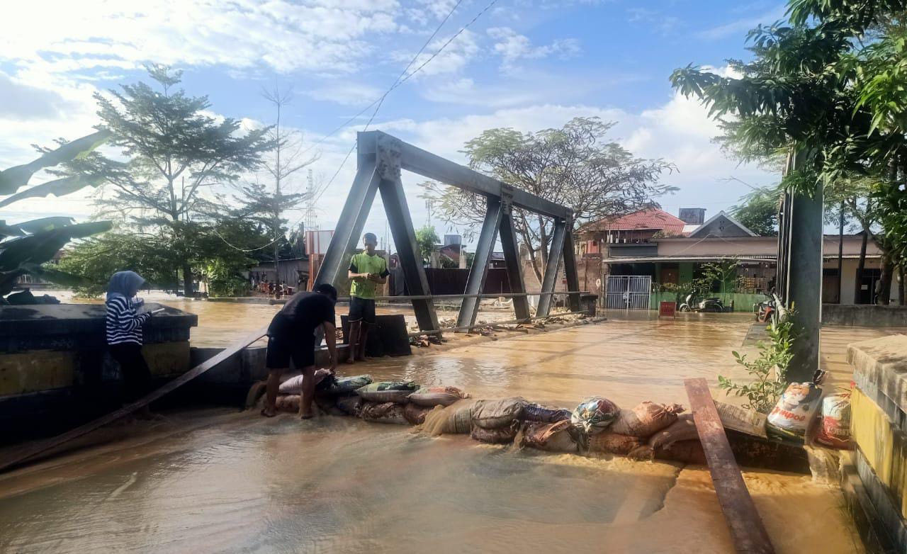 TERDAMPAK: Hunian warga di Jalan Jet Ski, Kelurahan Api-Api kembali diserang air bah dari DAS Bontang.