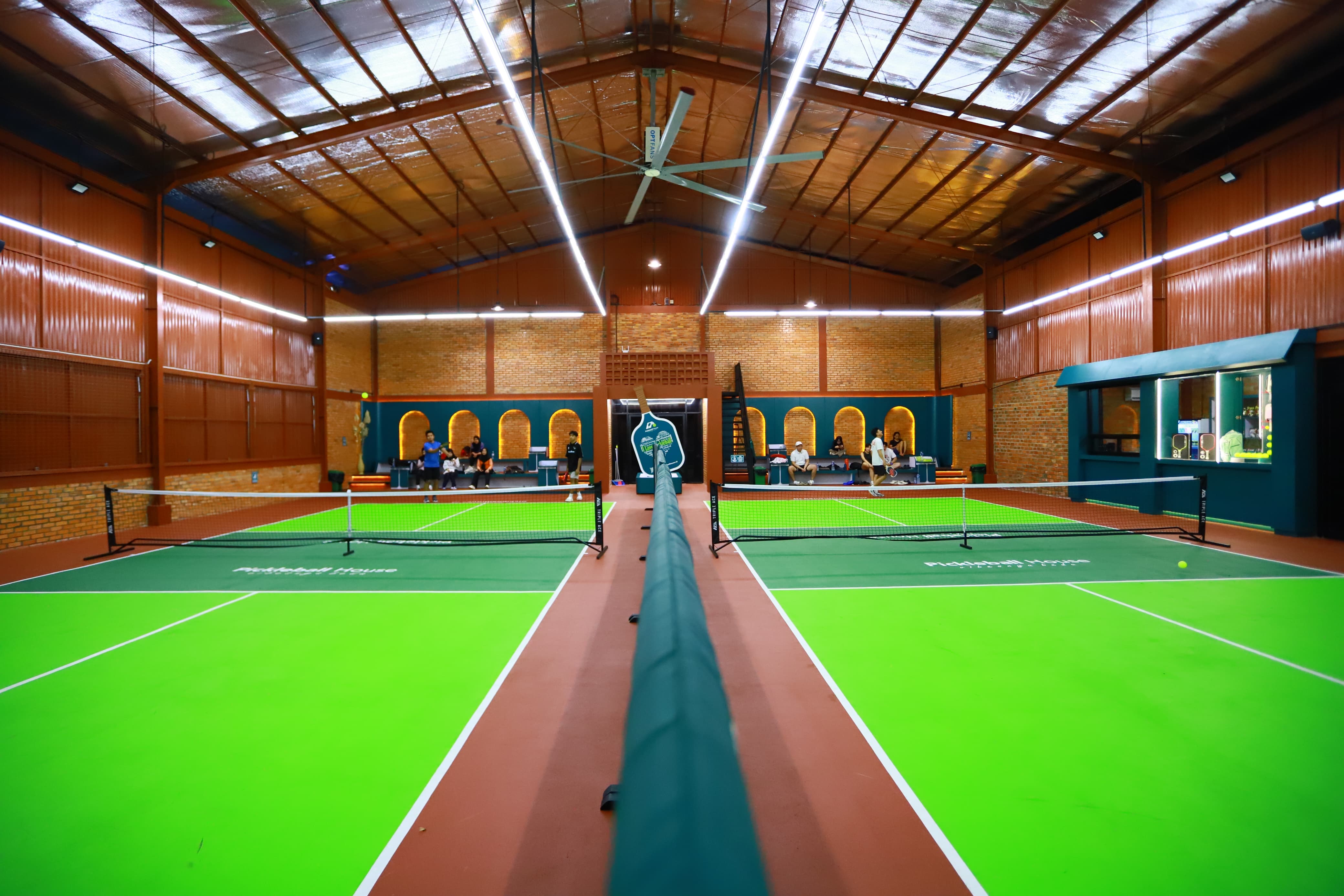 OLAHRAGA RAKET: Para pencinta pickleball di Balikpapan dalam waktu dekat memiliki tempat bermain yang representatif, yakni di Borneo Anfield Stadium.