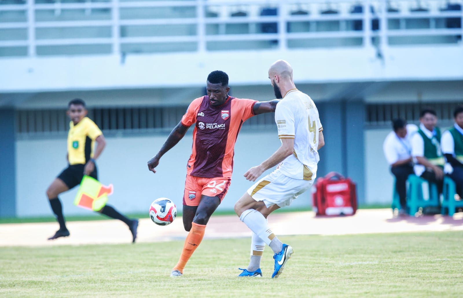 DIPINJAMKAN: Douglas Coutinho resmi hengkang dari Borneo ke Penang FC dengan status pinjaman. (DONI ADITYA/KP)