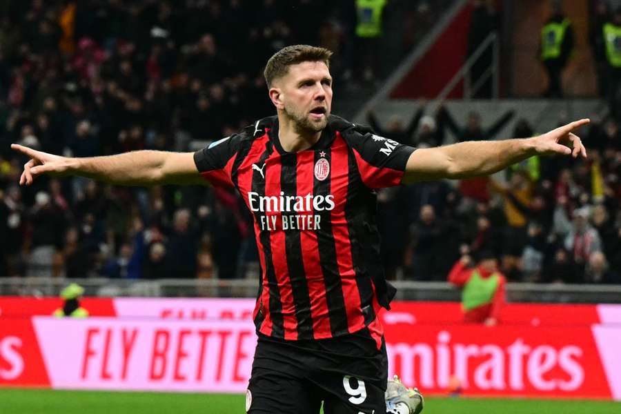 Niclas Fullkrug jadi bintang kemenangan AC Milan atas Lecce dengan skor 1-0. (Foto: STEFANO RELLANDINI / AFP )