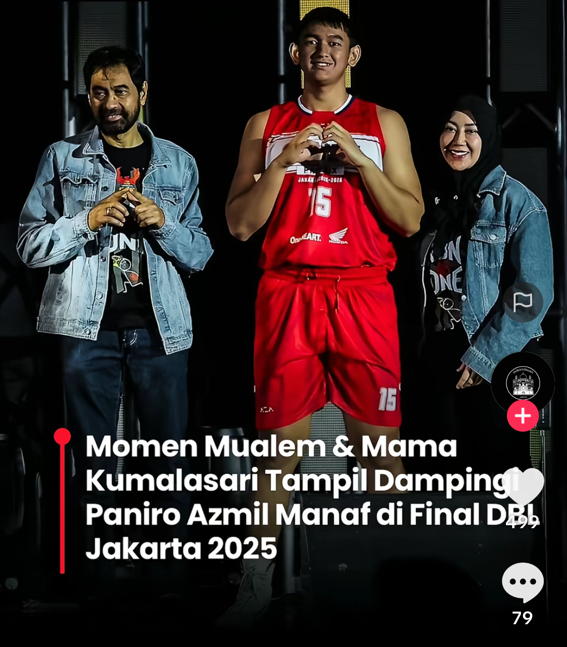 Gubernur Aceh Mualem bersama putra dan istrinya Komalasari.