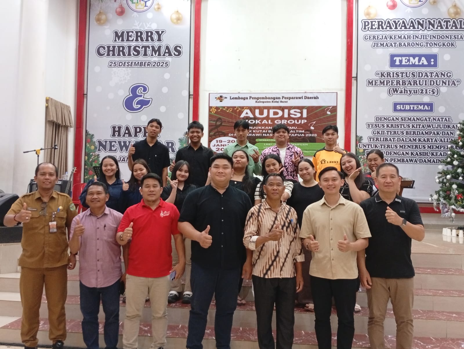 WAKILI KALTIM: Peserta audisi vokal group yang akan mewakili Kaltim di Pesparawi Nasional.