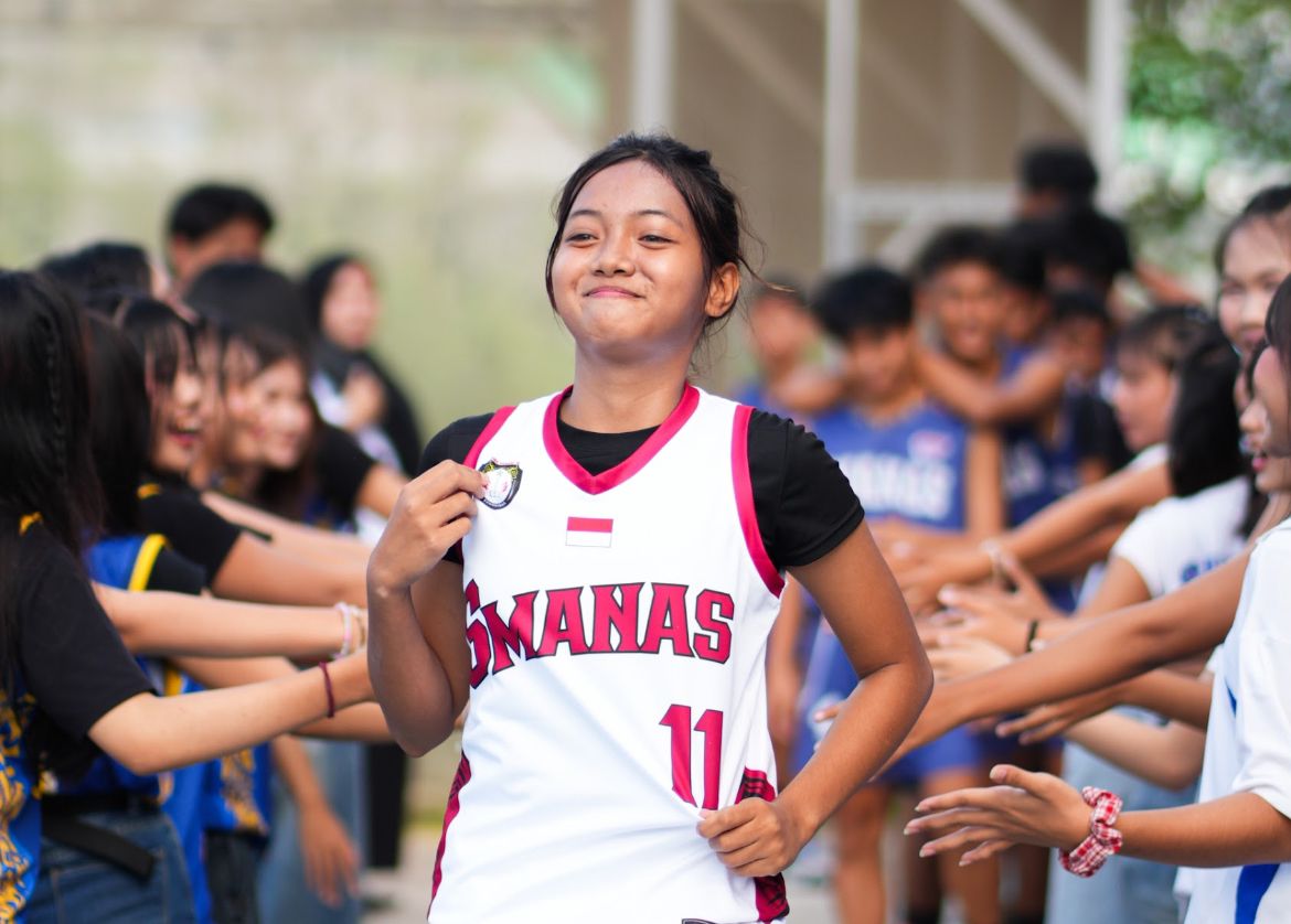 Kapten tim basket putri SMAN 16 Samarinda, Febyana Paili.