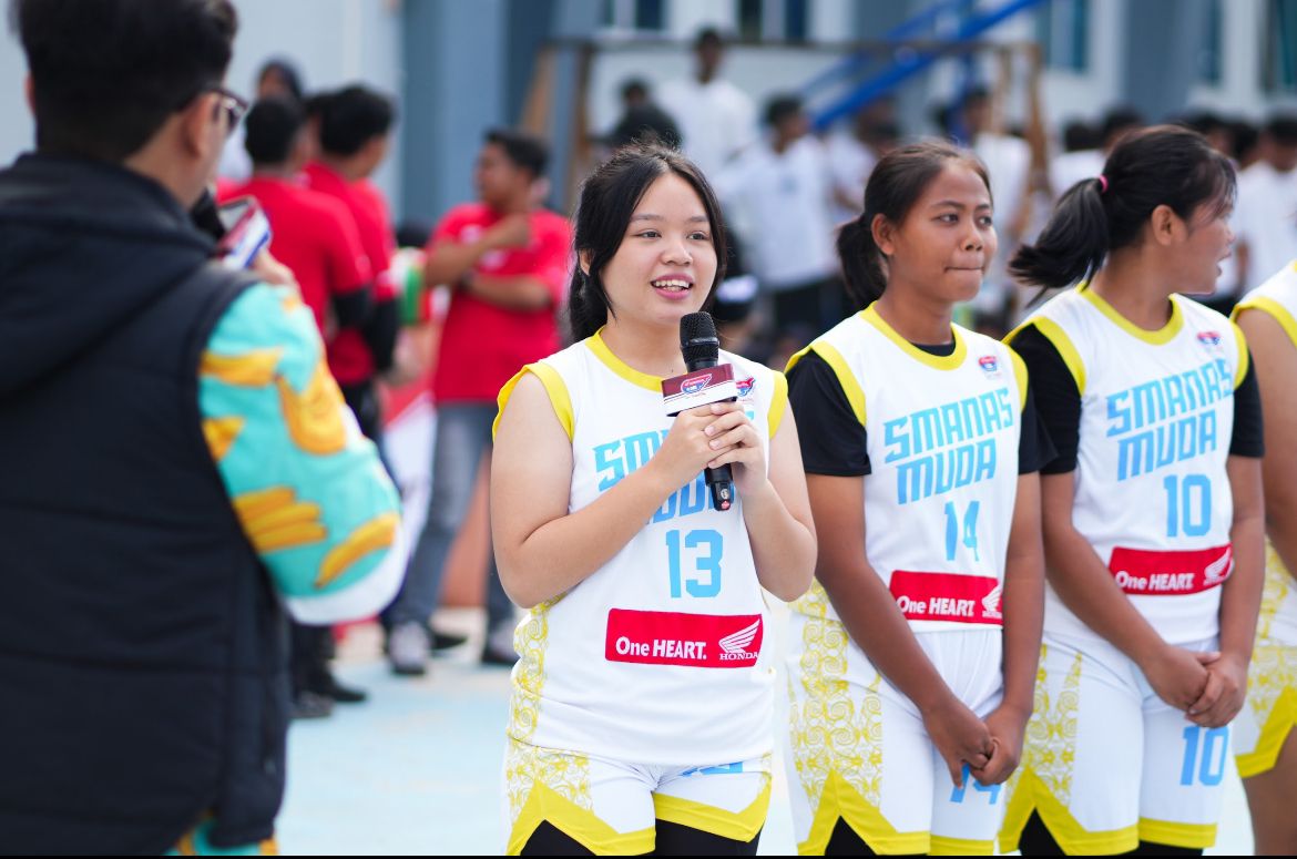 Kapten tim putri 3x3 SMAN 16 Samarinda, Jean Alicia.