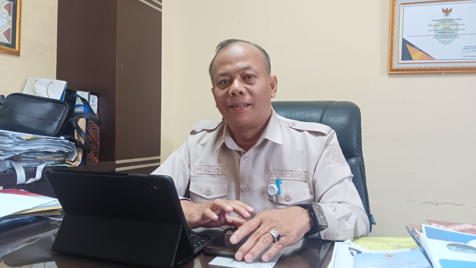 Kepala Disdukcapil PPU, Waluyo.