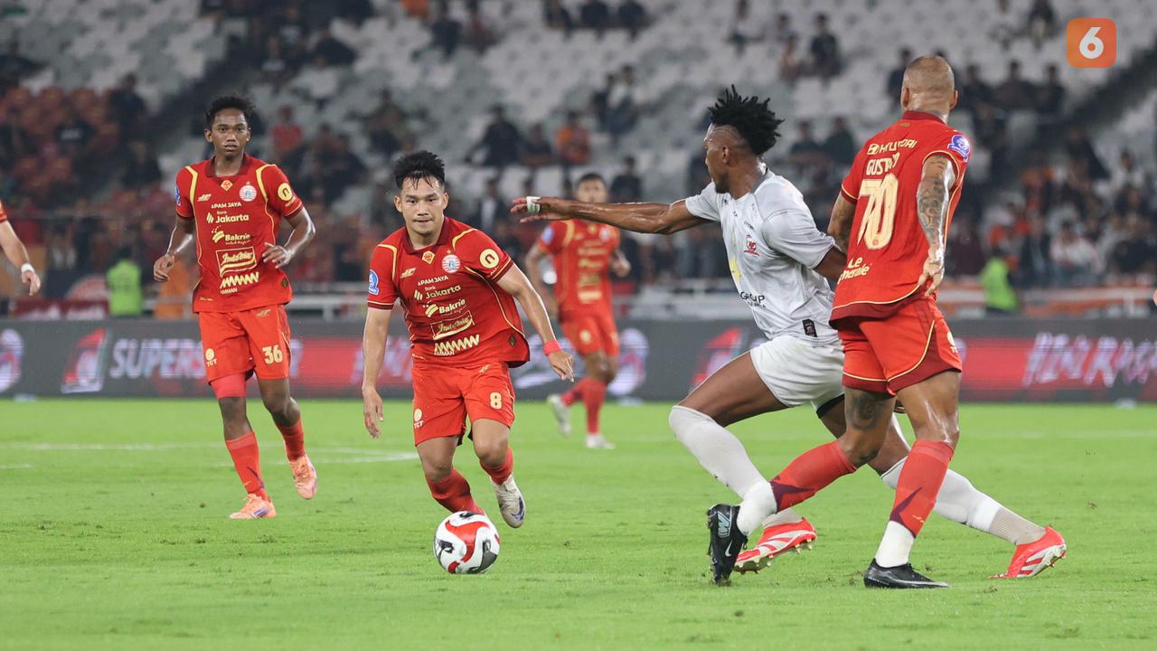 Persija Jakarta vs Madura United.