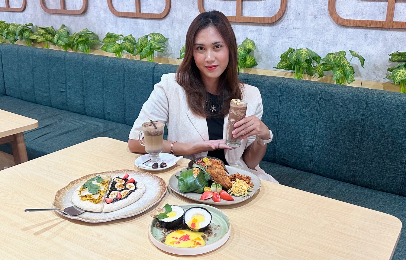GUGAH SELERA: Santan Resto dan Laluna Bistro menghadirkan menu-menu yang menggugah selera dan unik yang bisa dinikmati pada periode Januari hingga Maret.