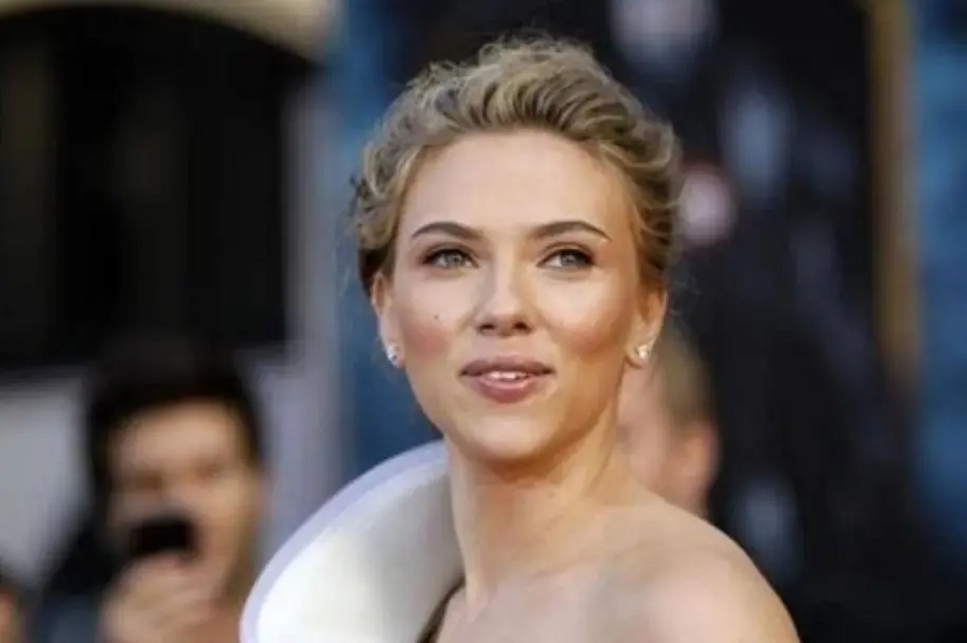 Scarlett Johansson.
