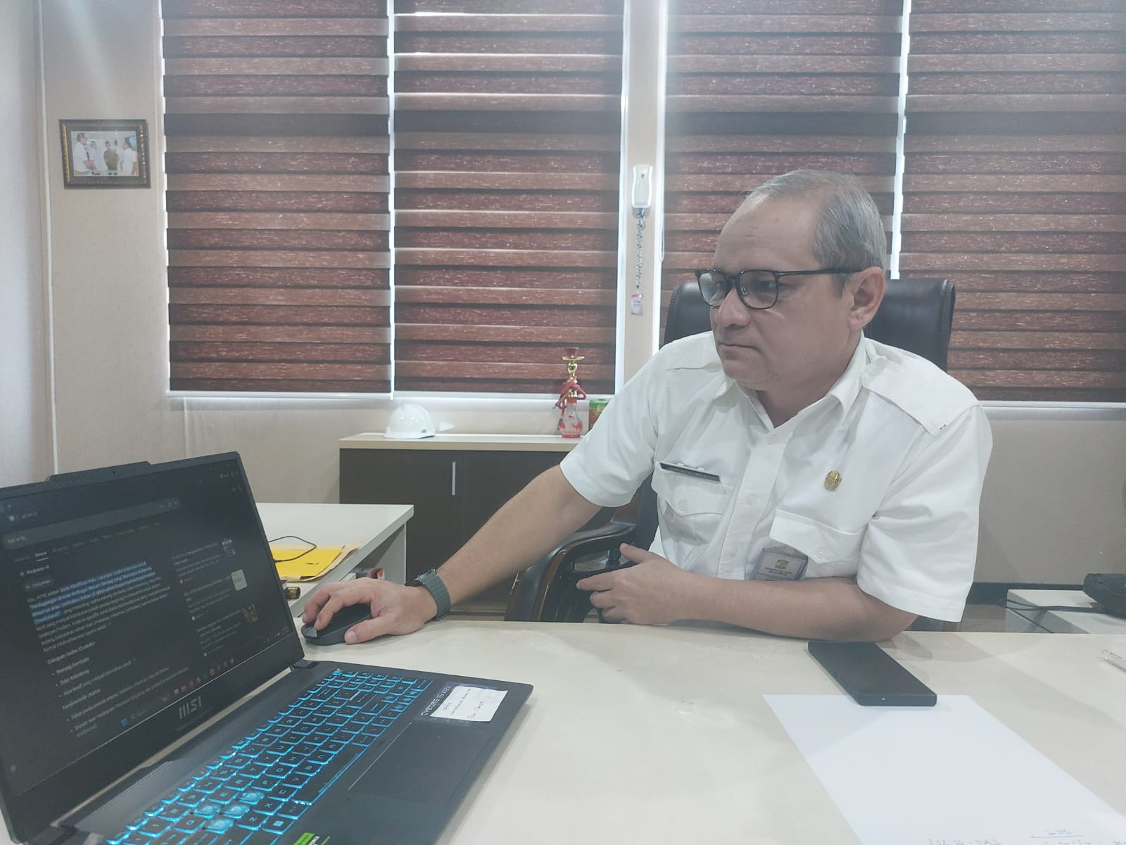 Kepala DPMPTSP Balikpapan Hasbullah Helmi.