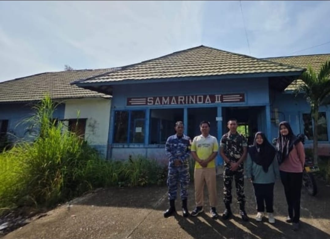 MENINJAU: Petugas Kantah Kubar melakukan peninjauan lapangan aset TNI.