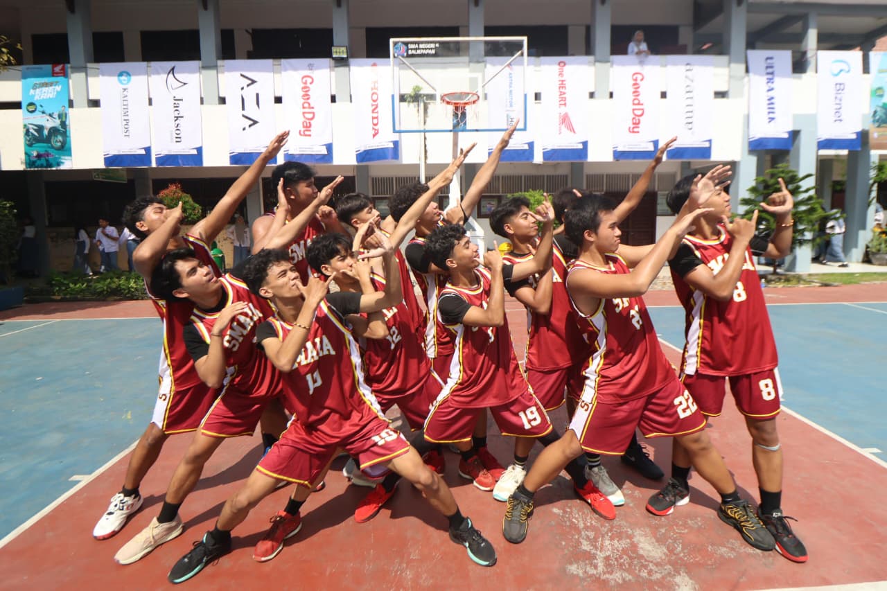 Tim basket putra Smala bertekad merebut gelar juara.  &nbsp;