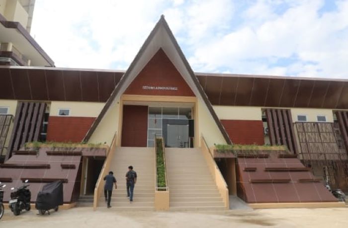 Gedung Perkuliahan Program Studi S1 Pemerintahan Integratif yang baru direhabilitasi Pemprov Kaltim. (Ist)