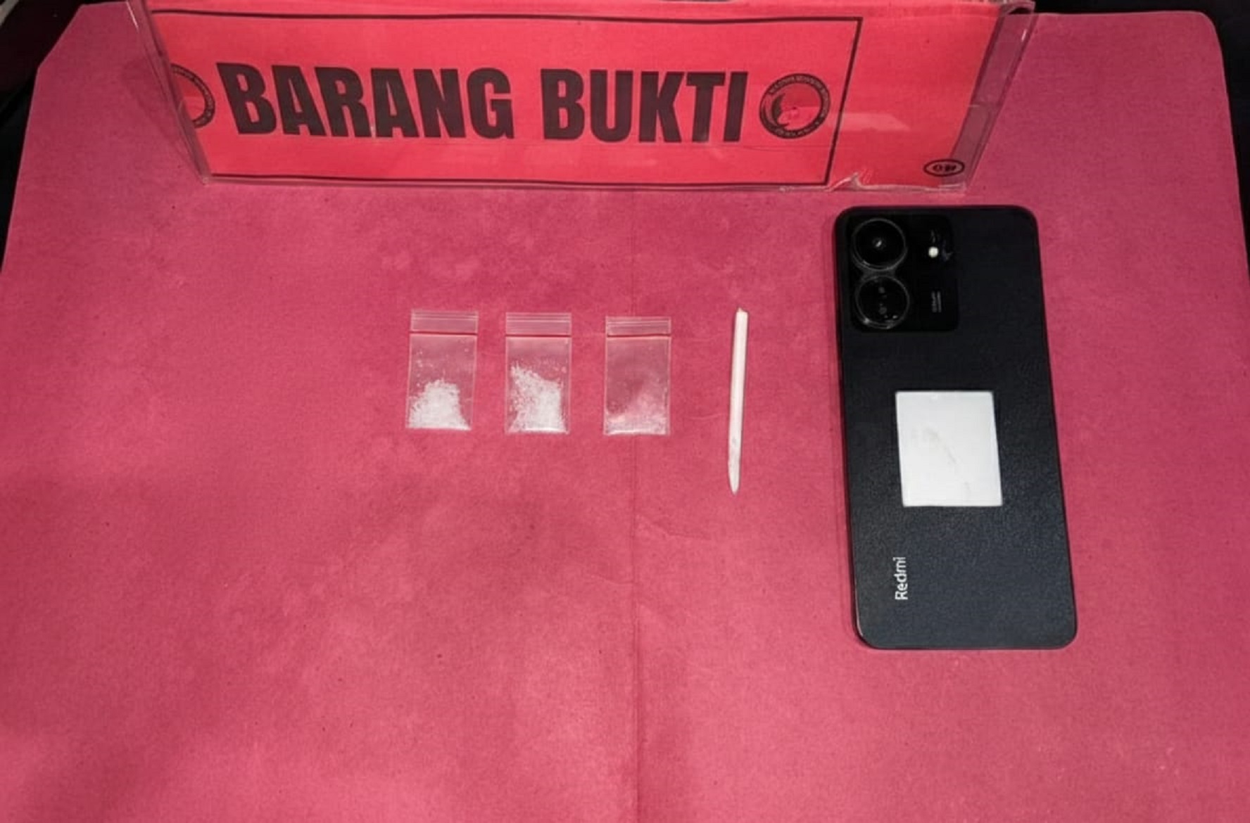 NARKOBA: Barang bukti yang disita dari tangan tersangka S.