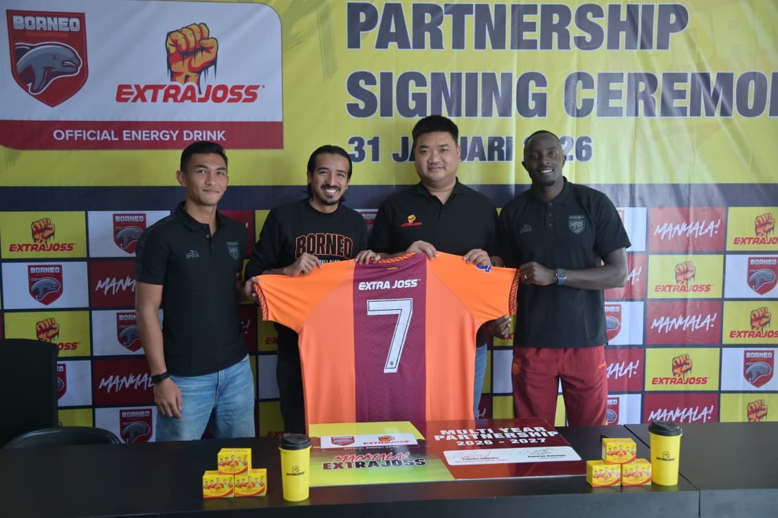 TAMBAHAN ENERGI: Borneo FC dan ExtraJoss resmi menjalin kerja sama multiyears.