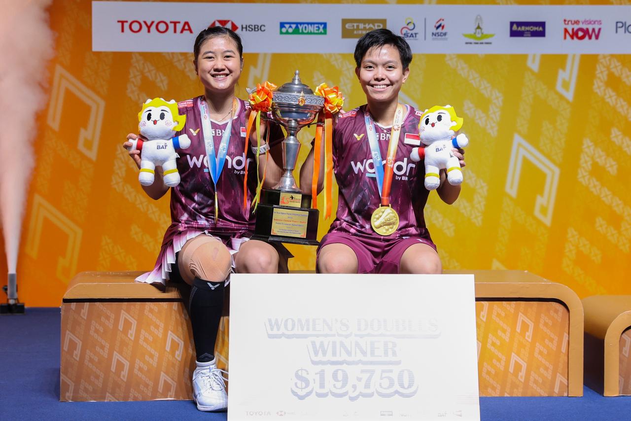 Fadia/Tiwi menjadi yang terbaik di ganda putri Thailand Masters usai menaklukkan pasangan Tiongkok Bao Li Jing/Li Yi Jing di final.