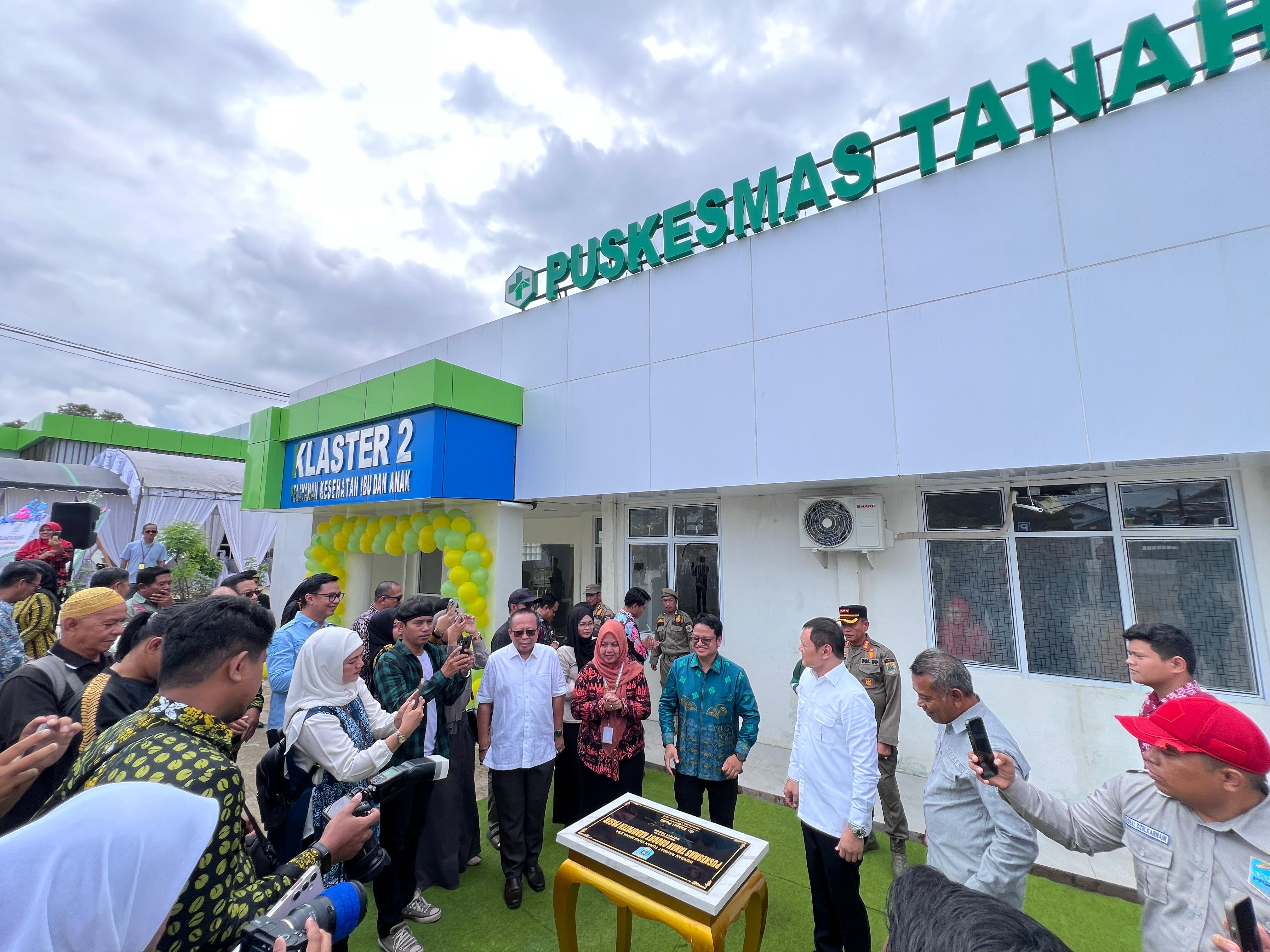 Bupati Paser, dr Fahmi Fadli, meresmikan Puskesmas Tanah Grogot yang kini berlokasi di Jalan Cipto Mangunkusumo, Sabtu (31/1/2026).