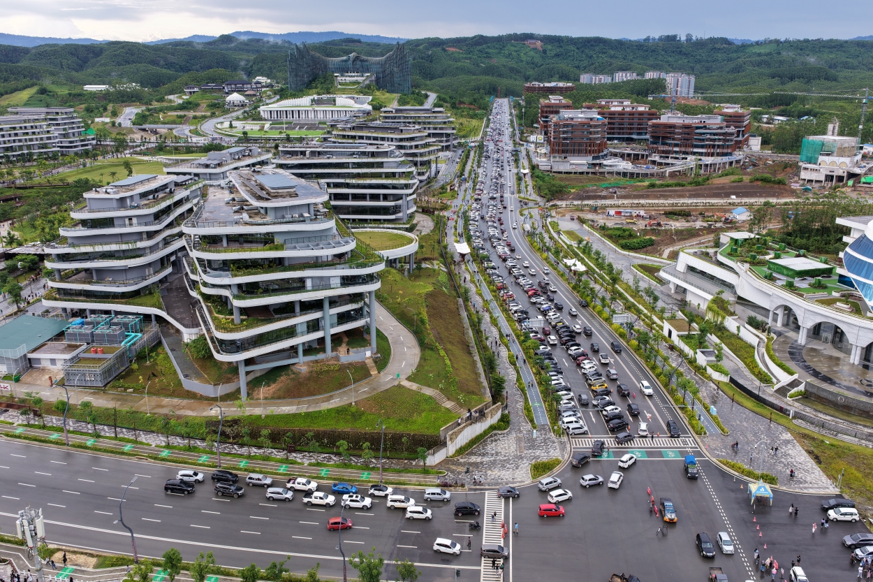 DAYA TARIK: Momen liburan Nataru di IKN yang menghadirkan ratusan ribu orang hingga mampu menciptakan peluang perputaran ekonomi lokal.