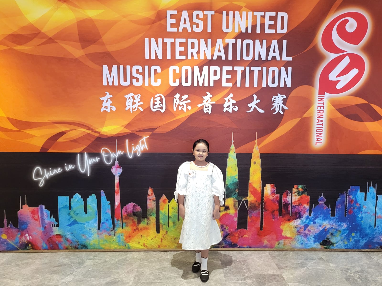 BUAH MANIS: Shinta Fathiya Aulia Ramadhanisa, siswi kelahiran Kubar berhasil torehkan prestasi di kancah internasional.
