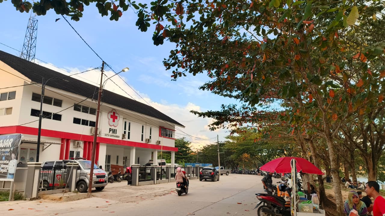 Kawasan Polder Air Hitam di samping Kantor PMI Samarinda yang direncanakan sebagai lokasi penataan sementara pedagang UMKM.  &nbsp;